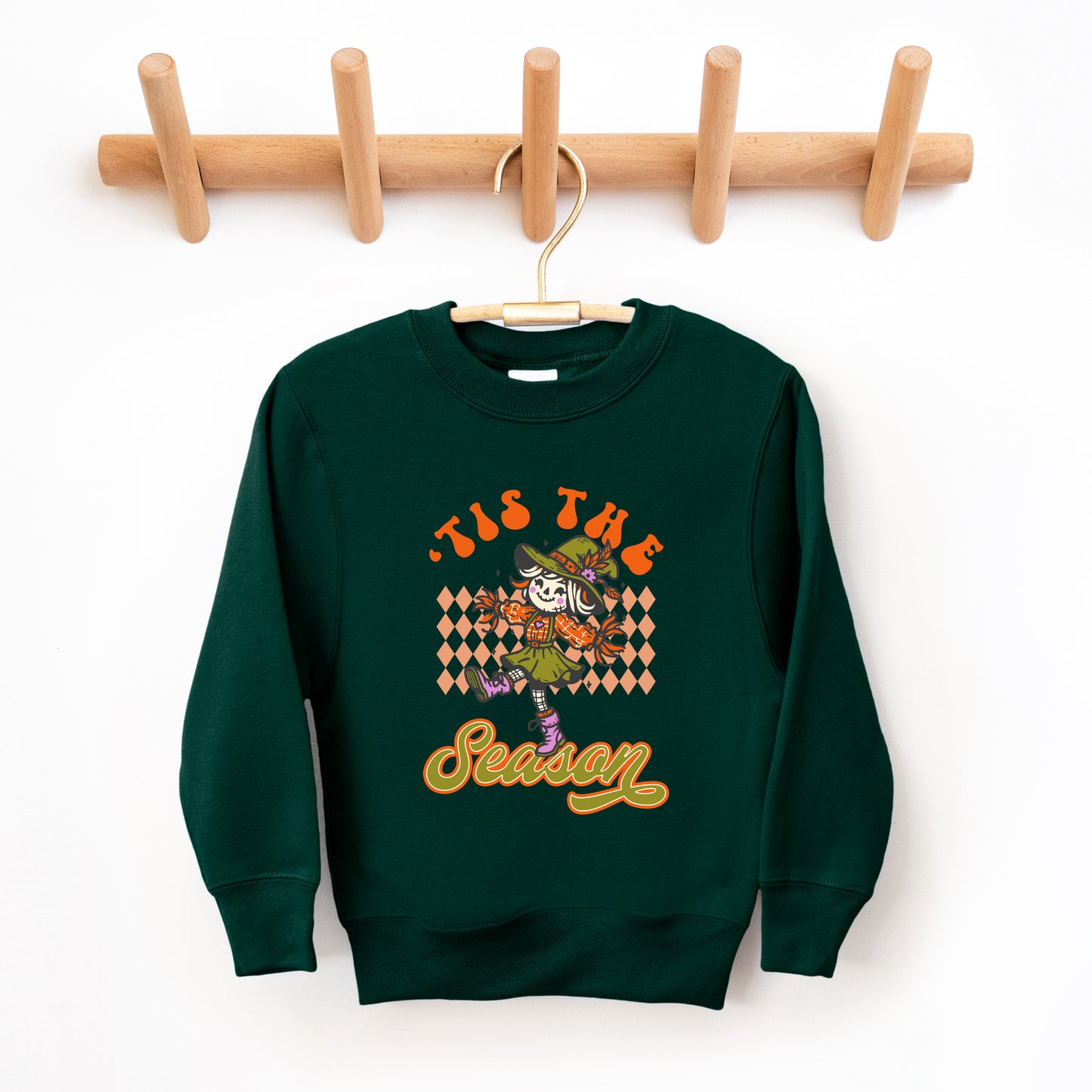 Tis The Season Scarecrow | Youth Graphic Sweatshirt