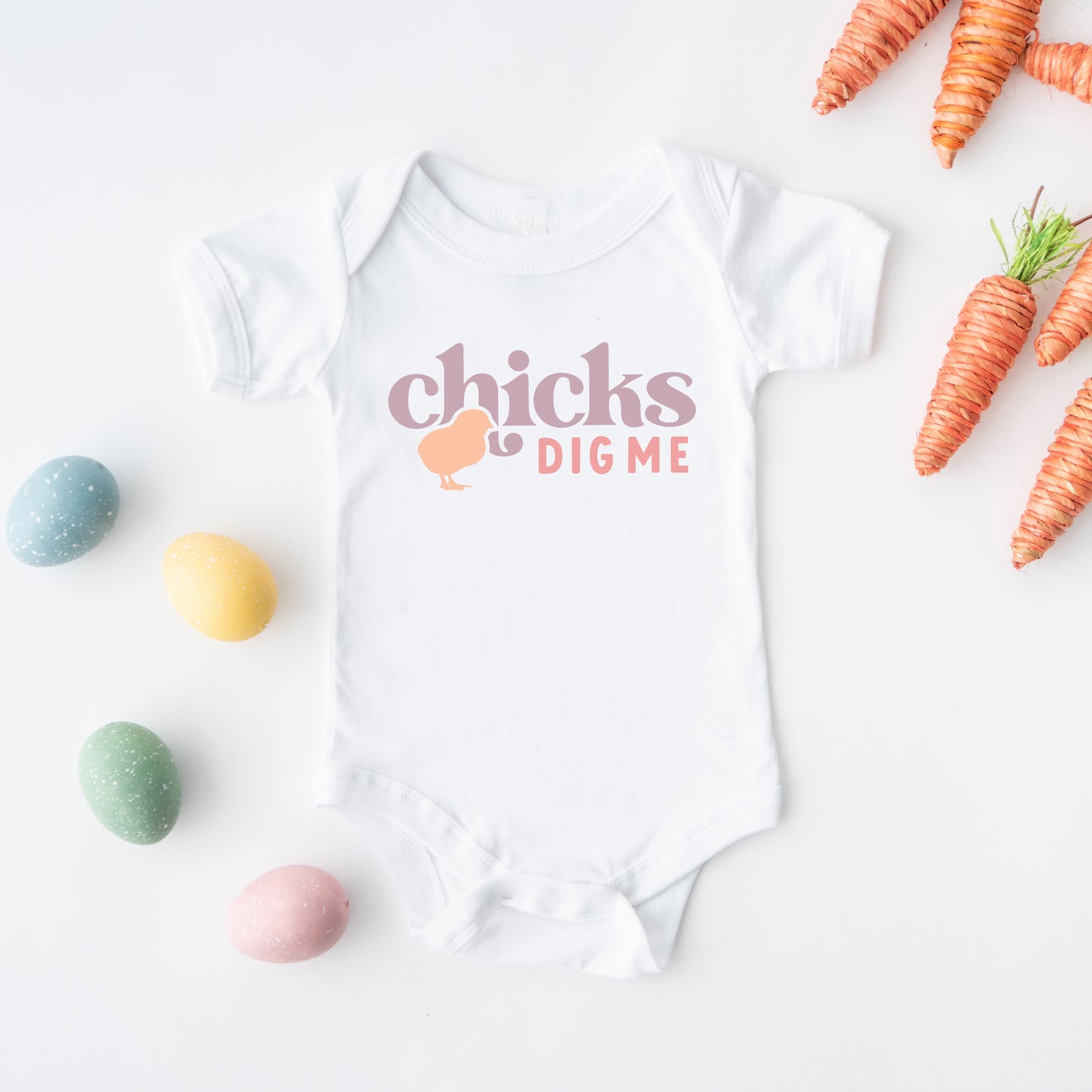 Chicks Dig Me | Baby Graphic Short Sleeve Onesie