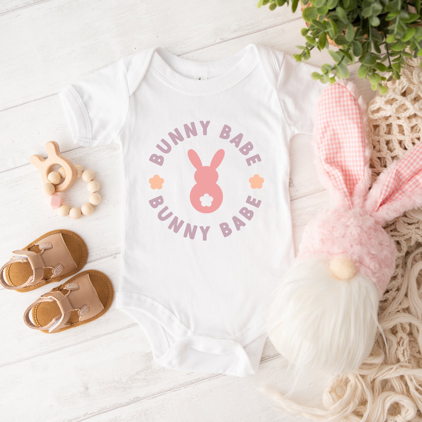 Bunny Babe Circle | Baby Graphic Short Sleeve Onesie