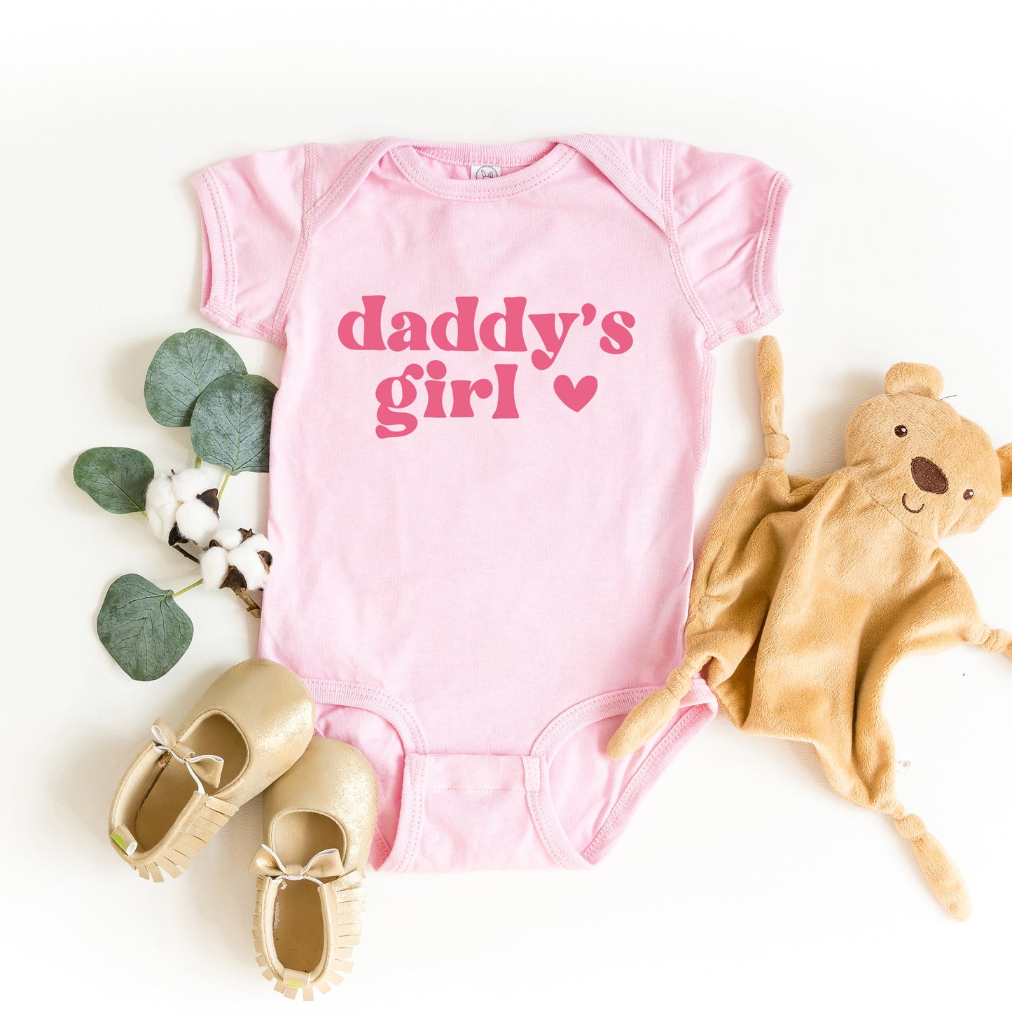 Daddy's Girl Heart | Baby Graphic Short Sleeve Onesie