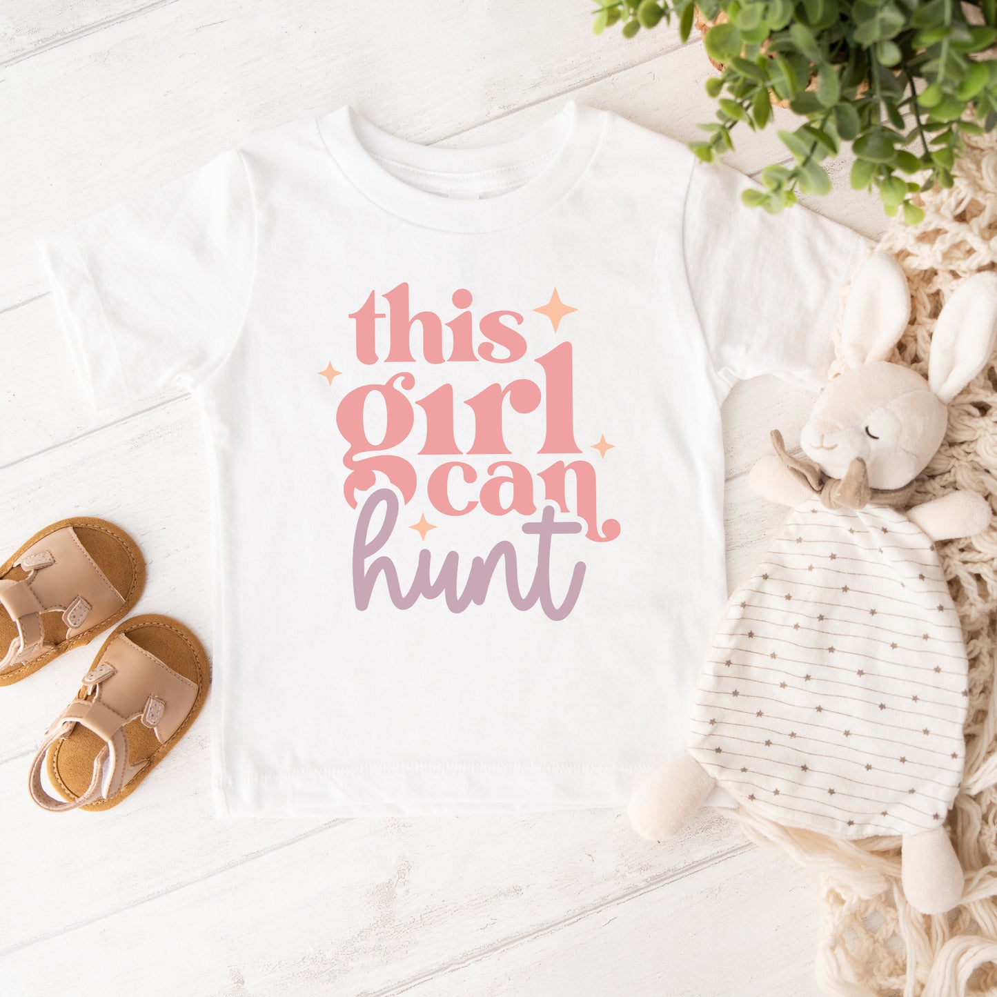 This Girl Can Hunt | Toddler Graphic Short Sleeve Tee