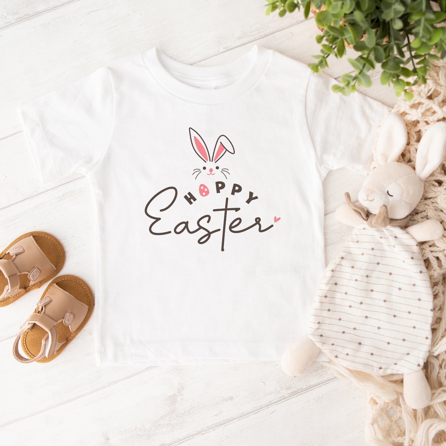 Hoppy Easter Bunny Egg | Youth Graphic Short Sleeve Tee