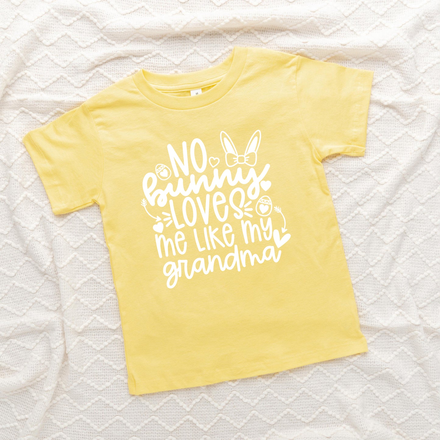 No Bunny Loves Me Like Grandma | Toddler Graphic Short Sleeve Tee