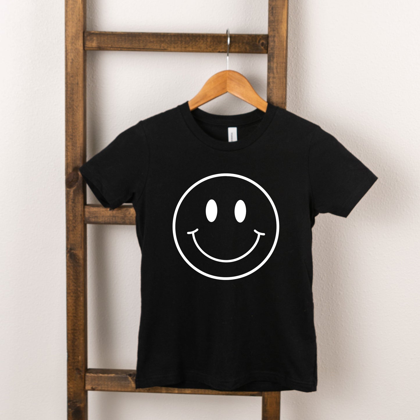 Smiley Face Outline | Youth Short Sleeve Crew Neck
